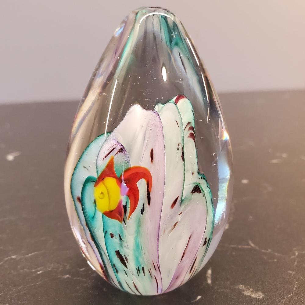 Vintage 94' Glass Eye Studio Egg Paper Weight. Signed GES 94.